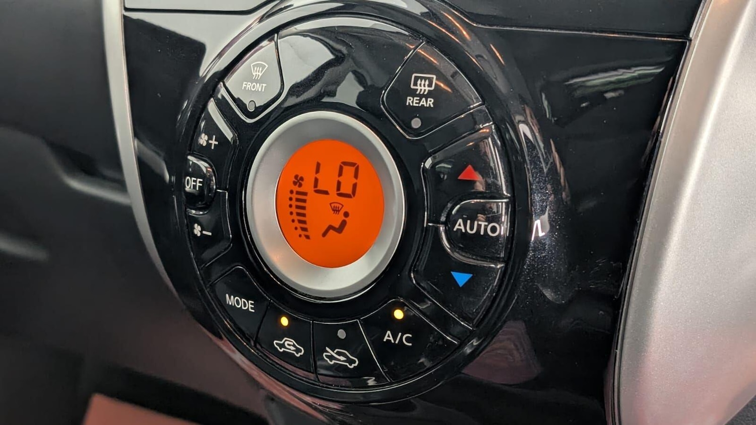 Used Nissan Note 2015 for sale - 76511887: Photo 78