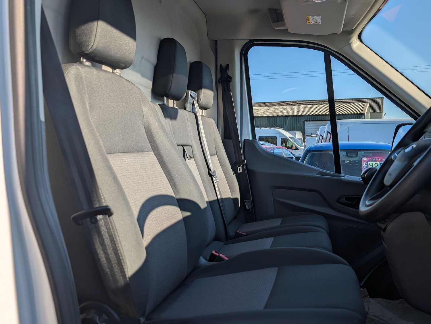 Used Ford Transit 2023 for sale - 76013723: Photo 2