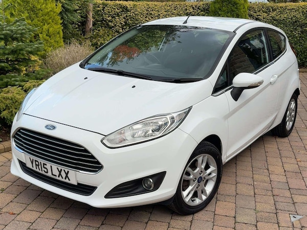 Used Ford Fiesta 2015 for sale - 76239739: Photo 5