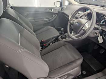 Used Ford Fiesta 2015 for sale - 74887799: Photo