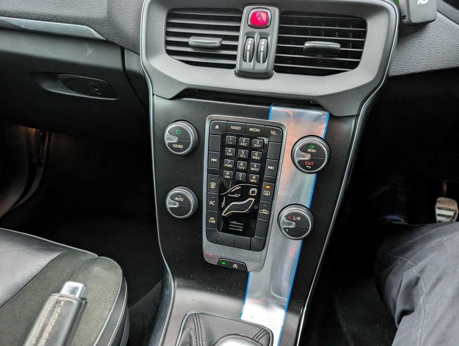 Used Volvo V40 for sale - 77468750: Photo 21