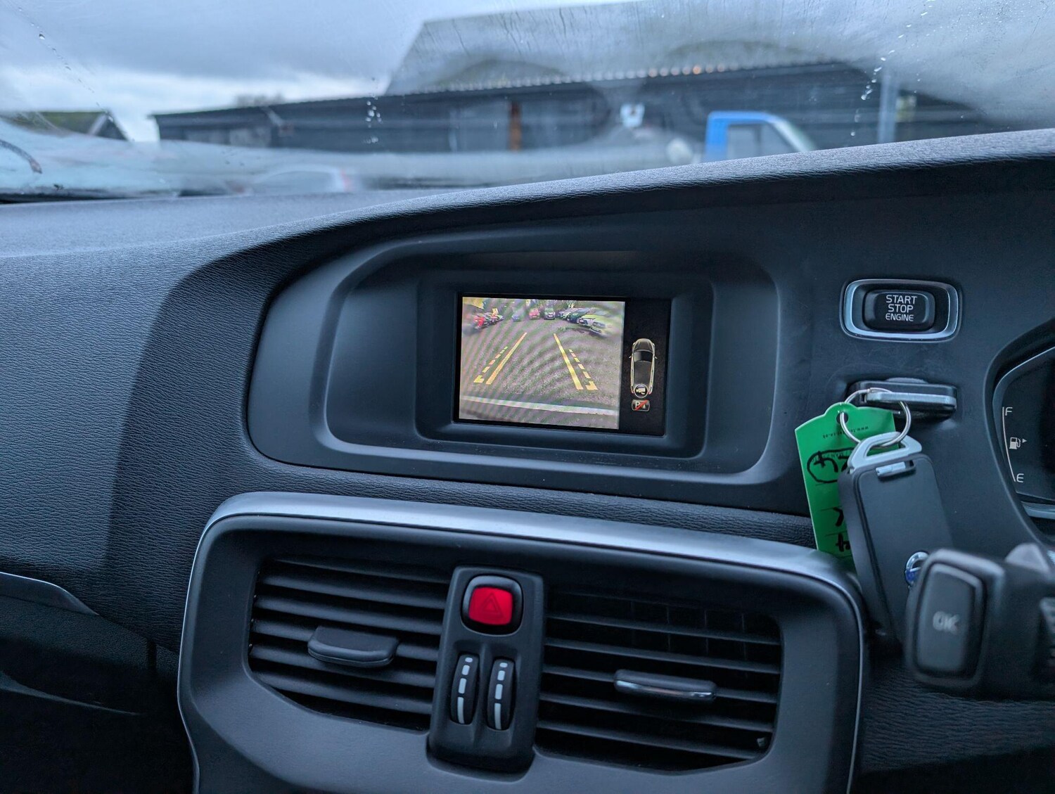 Used Volvo V40 for sale - 77468750: Photo 33