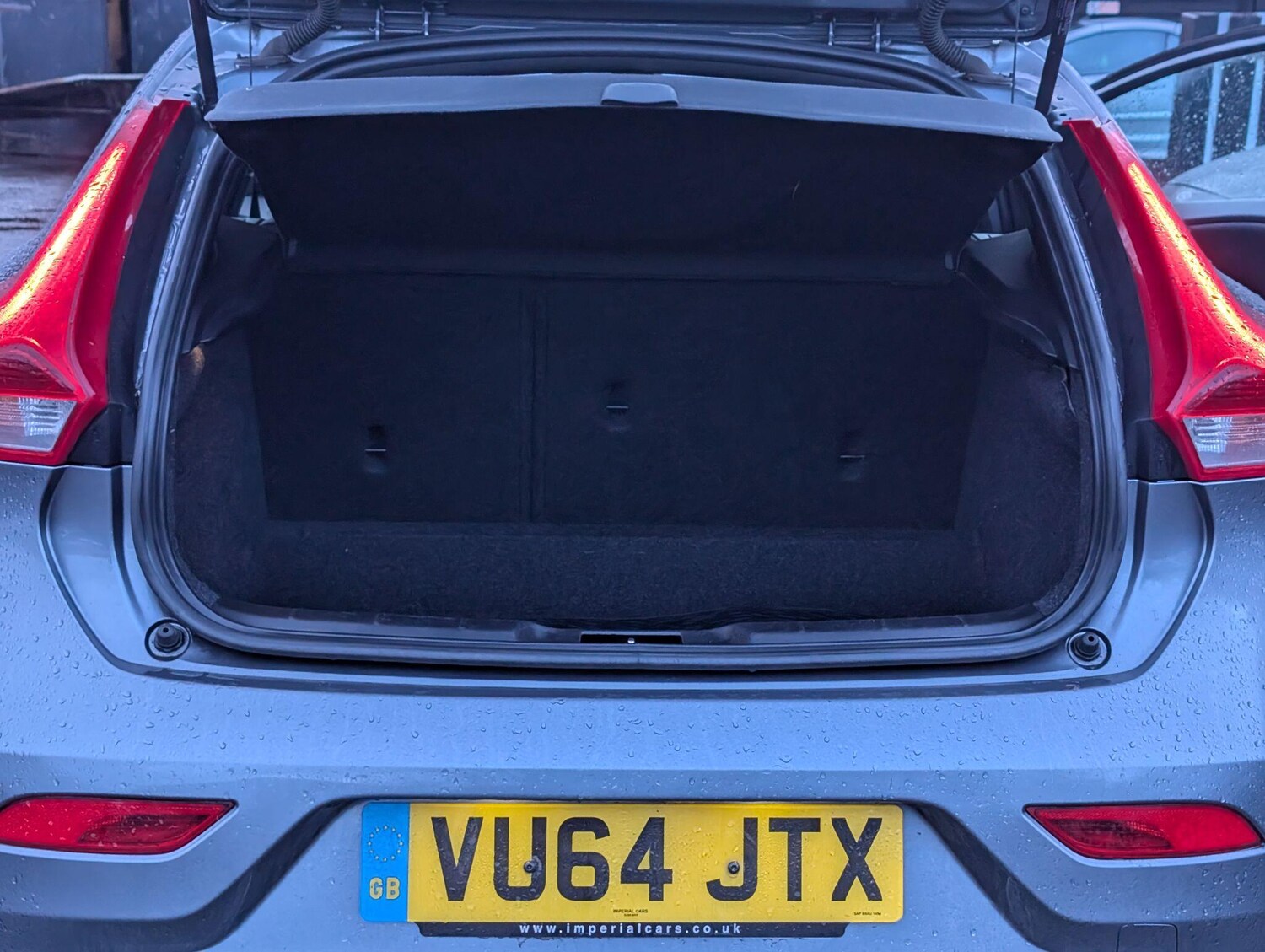 Used Volvo V40 for sale - 77468750: Photo 38