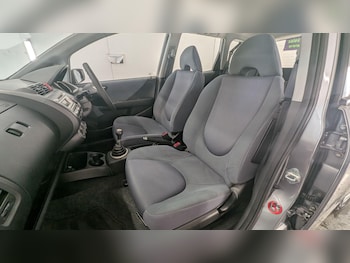 Used Honda Jazz 2005 for sale - 79116522: Photo