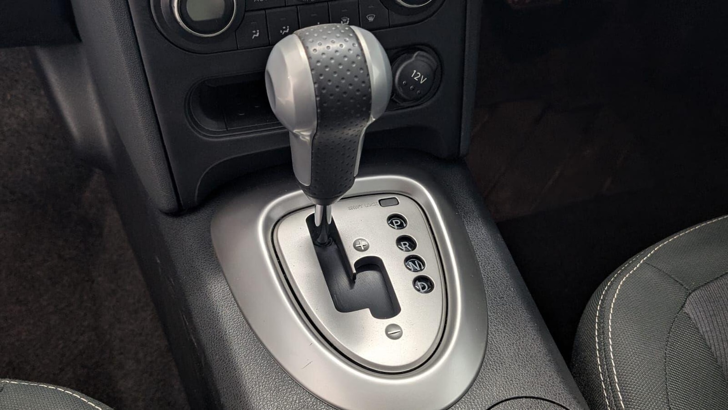 Used Nissan Qashqai 2012 for sale - 77970234: Photo 25