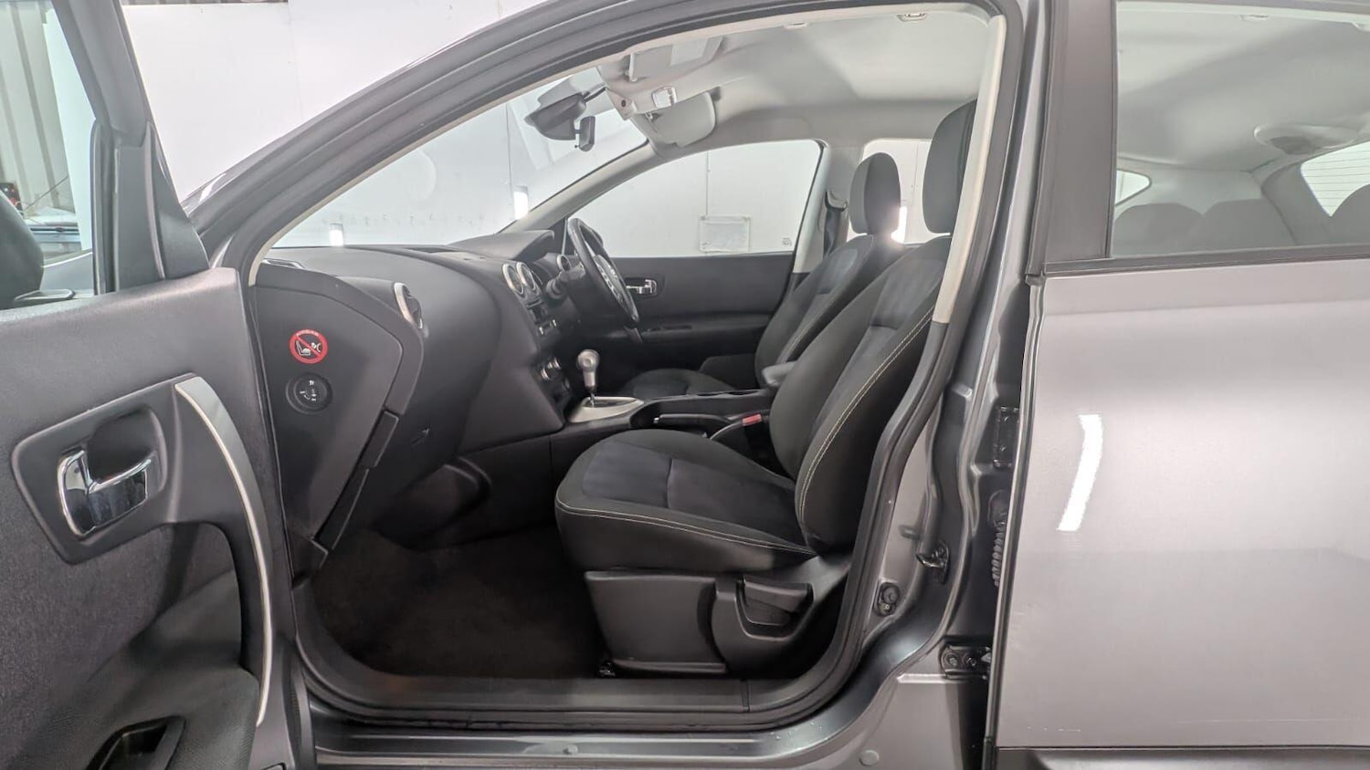 Used Nissan Qashqai 2012 for sale - 77970234: Photo 71