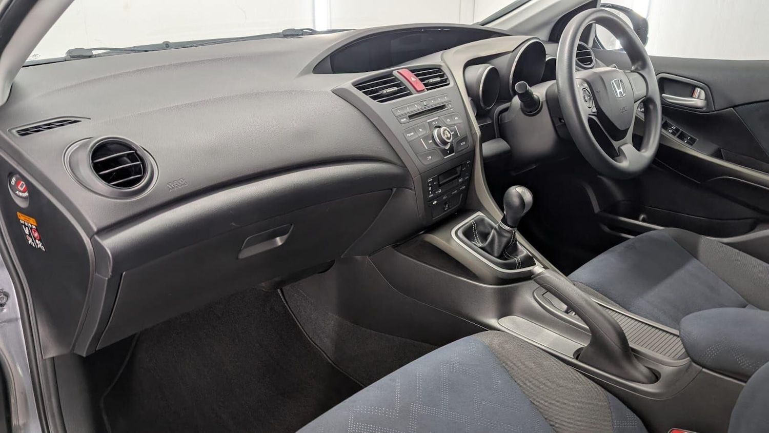 Used Honda Civic 2013 for sale - 77768983: Photo 27