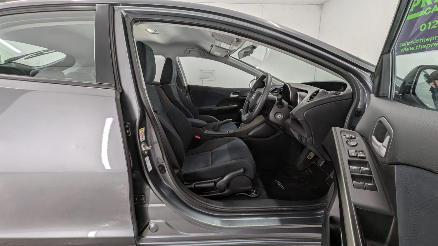 Used Honda Civic 2013 for sale - 77768983: Photo 28