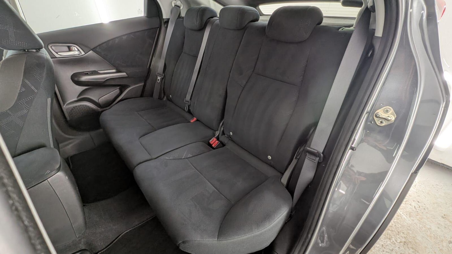 Used Honda Civic 2013 for sale - 77768983: Photo 31