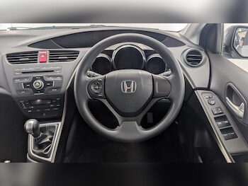 Used Honda Civic 2013 for sale - 77768983: Photo