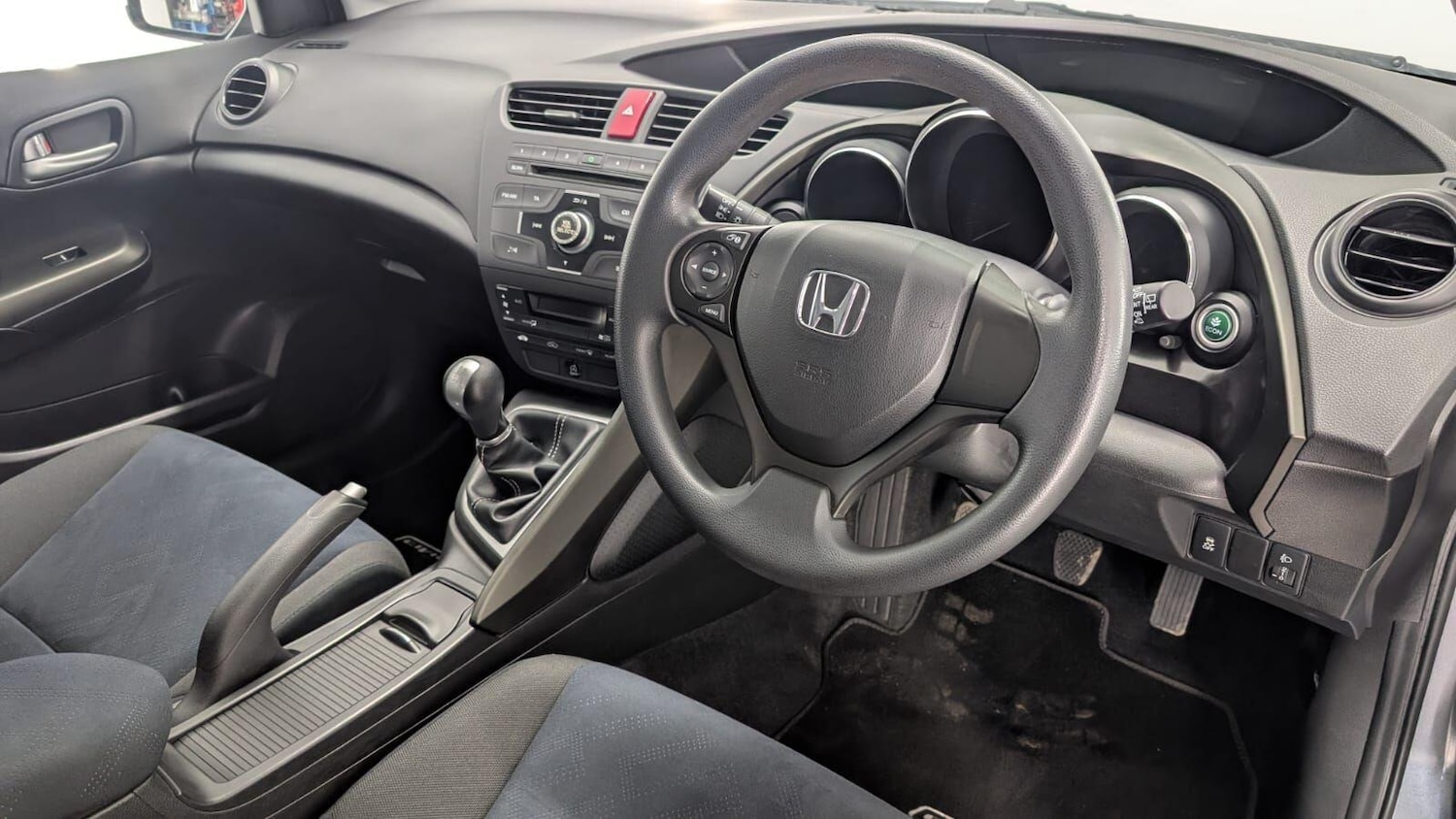 Used Honda Civic 2013 for sale - 77768983: Photo 86