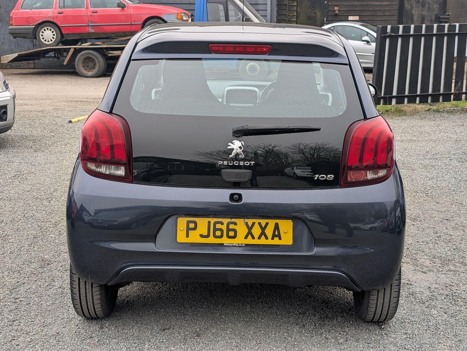 Used Peugeot 108 2016 for sale - 77784540: Photo 12