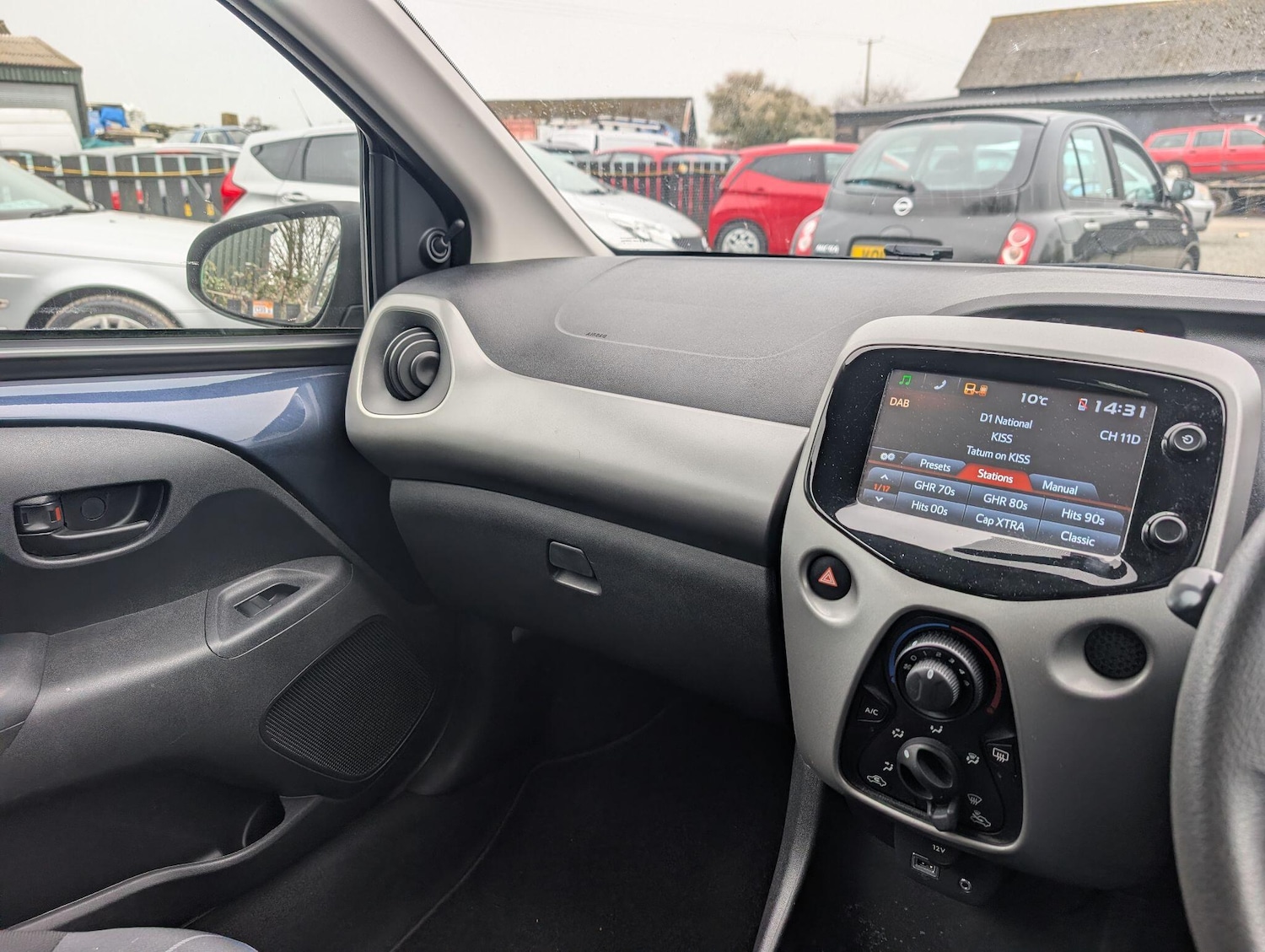 Used Peugeot 108 2016 for sale - 77784540: Photo 24