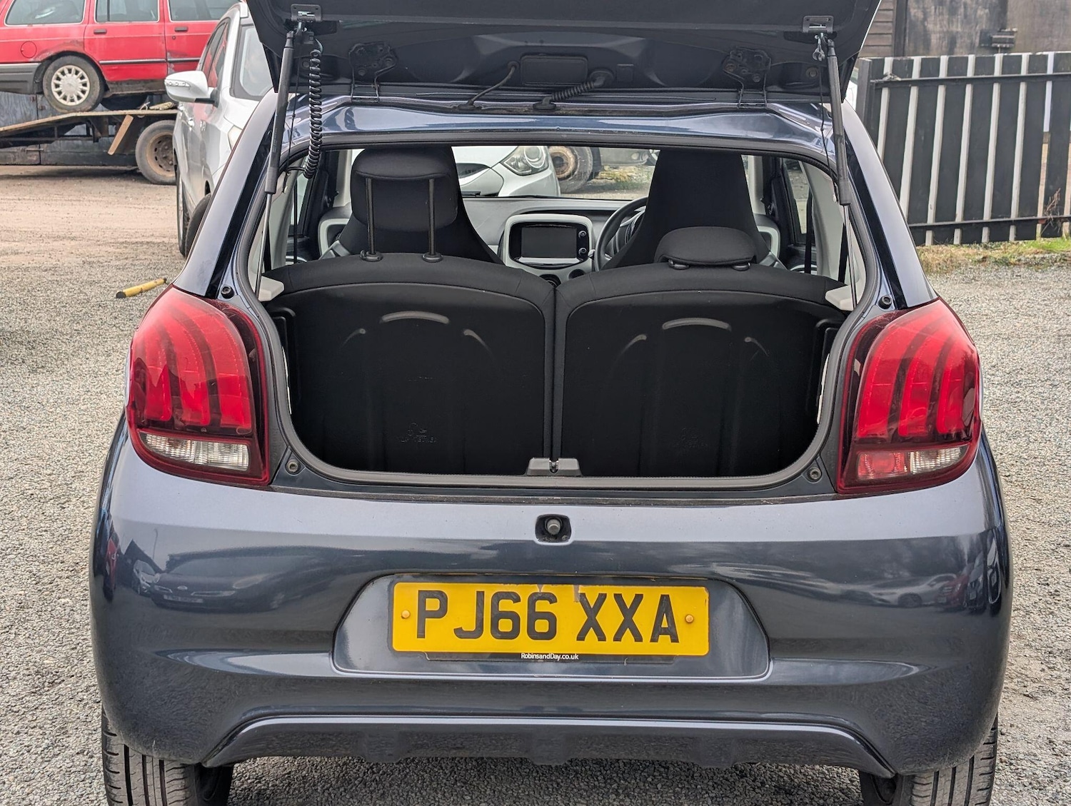 Used Peugeot 108 2016 for sale - 77784540: Photo 7