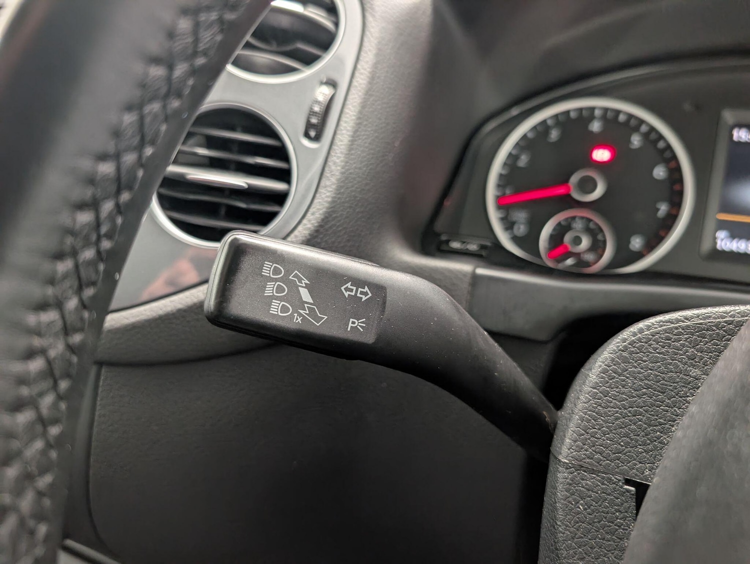 Used Volkswagen Tiguan 2014 for sale - 76084256: Photo 34