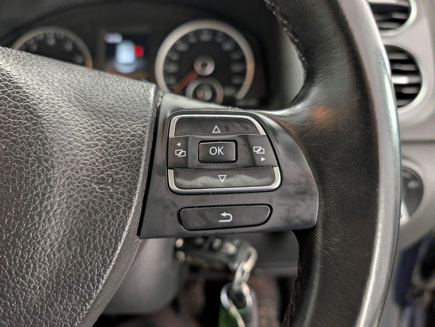 Used Volkswagen Tiguan 2014 for sale - 76084256: Photo 37