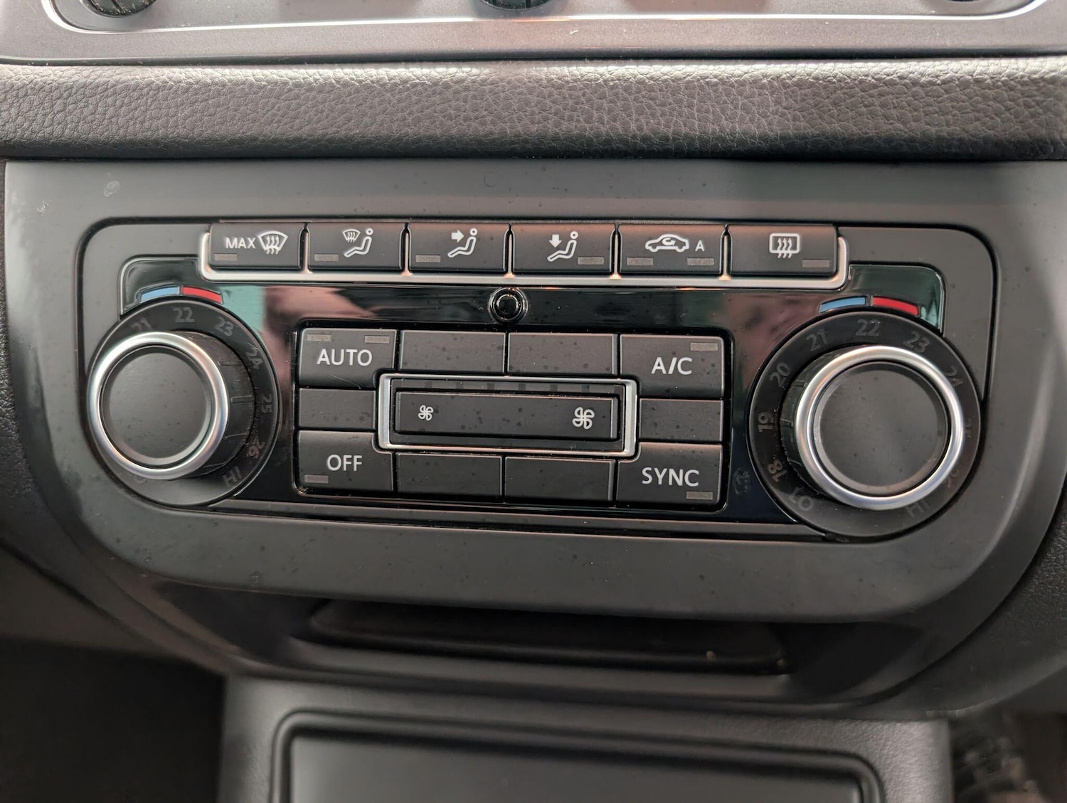 Used Volkswagen Tiguan 2014 for sale - 76084256: Photo 41