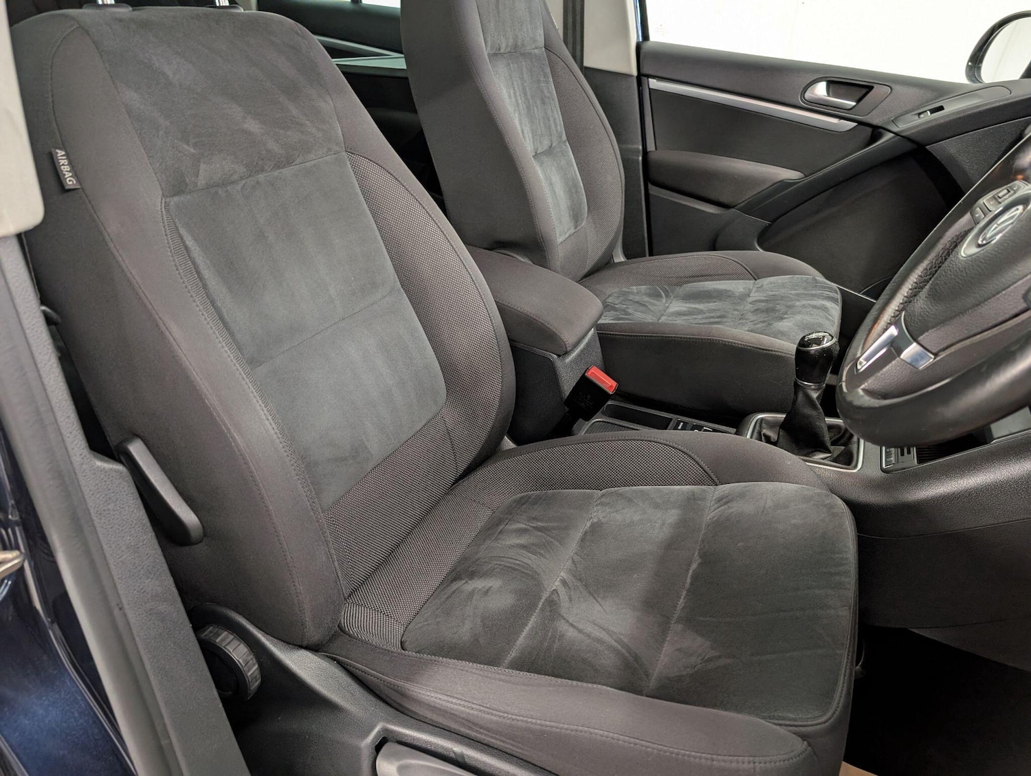 Used Volkswagen Tiguan 2014 for sale - 76084256: Photo 46