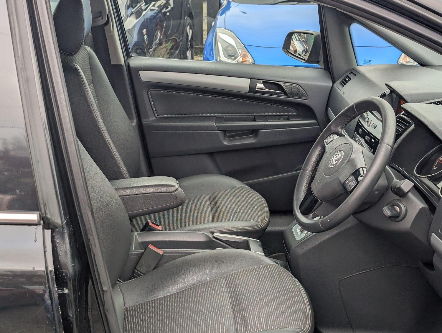 Used Vauxhall Zafira 2008 for sale - 77057311: Photo 28