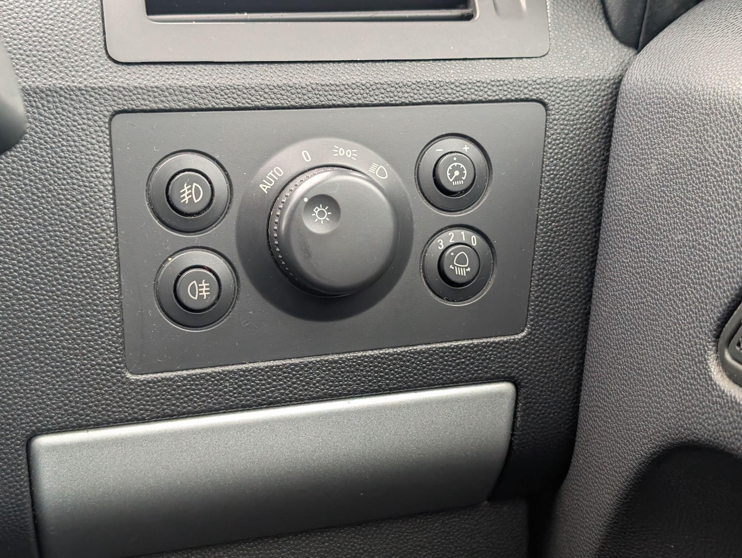 Used Vauxhall Zafira 2008 for sale - 77057311: Photo 36