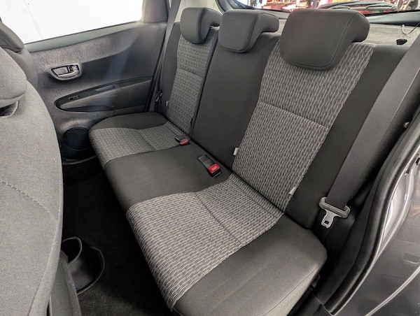 Used Toyota Yaris 2014 for sale - 76167566: Photo 38