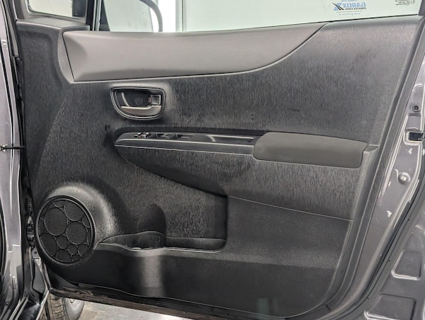 Used Toyota Yaris 2014 for sale - 76167566: Photo 54
