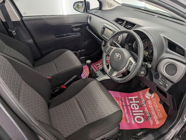Used Toyota Yaris 2014 for sale - 76167566: Photo 75