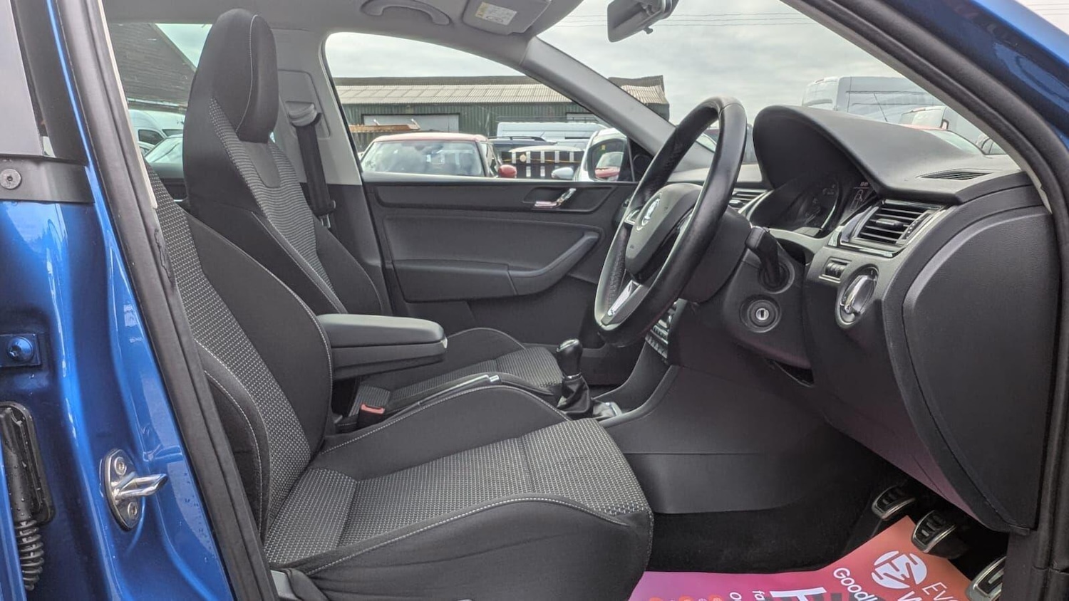 Used Skoda Karoq 2021 for sale - 76307651: Photo 30