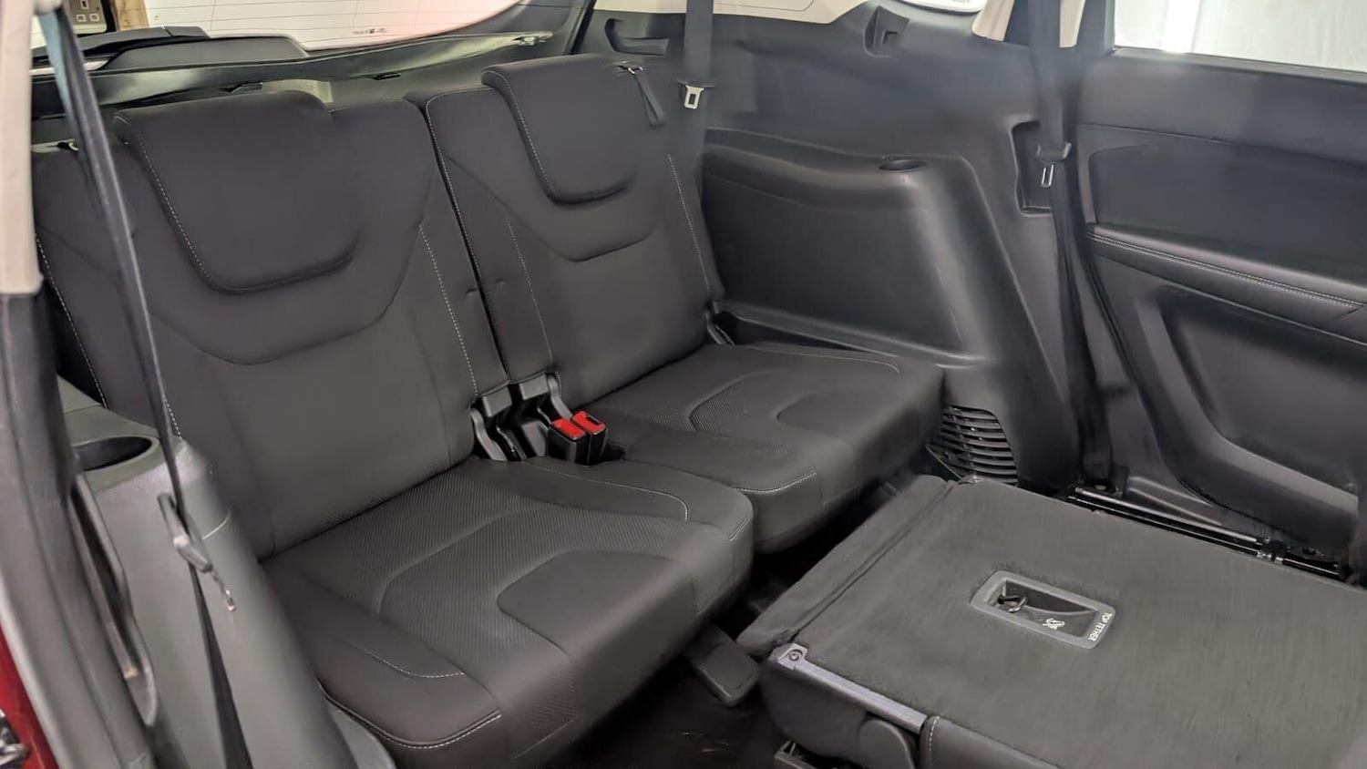 Used Ford S-Max 2016 for sale - 76619895: Photo 32