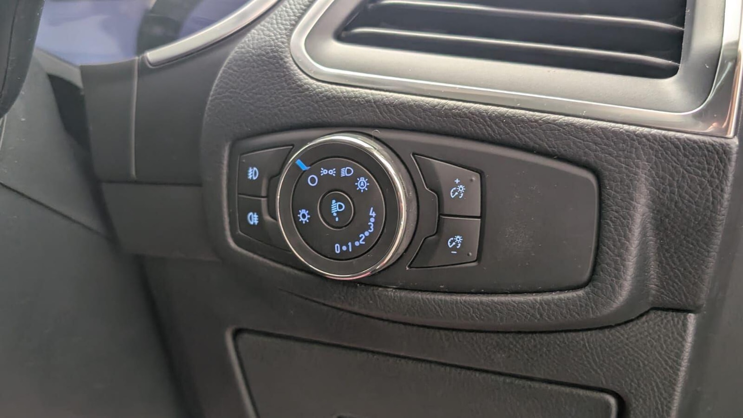 Used Ford S-Max 2016 for sale - 76619895: Photo 45