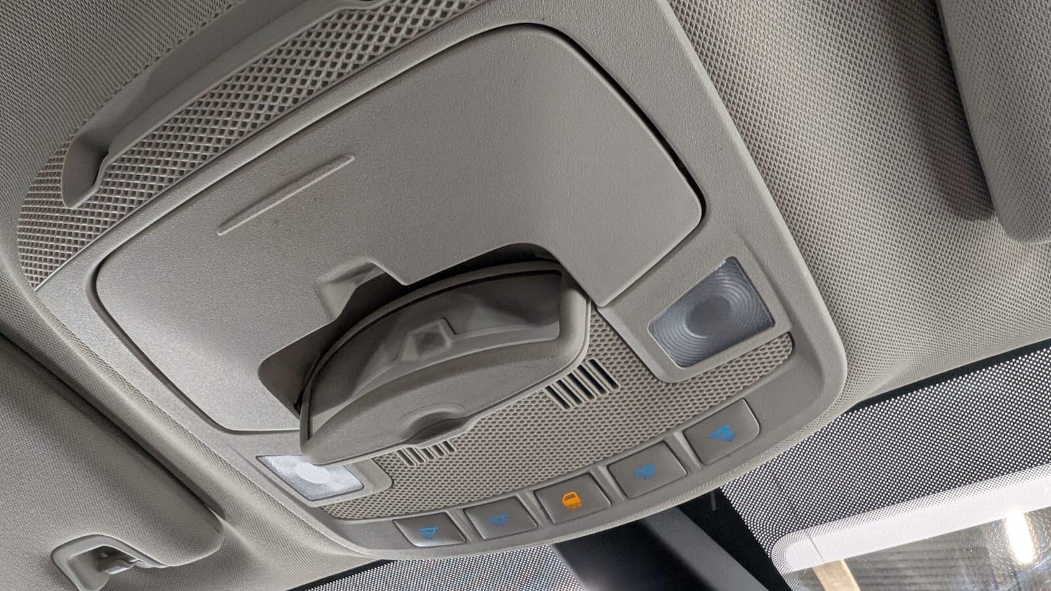 Used Ford S-Max 2016 for sale - 76619895: Photo 83