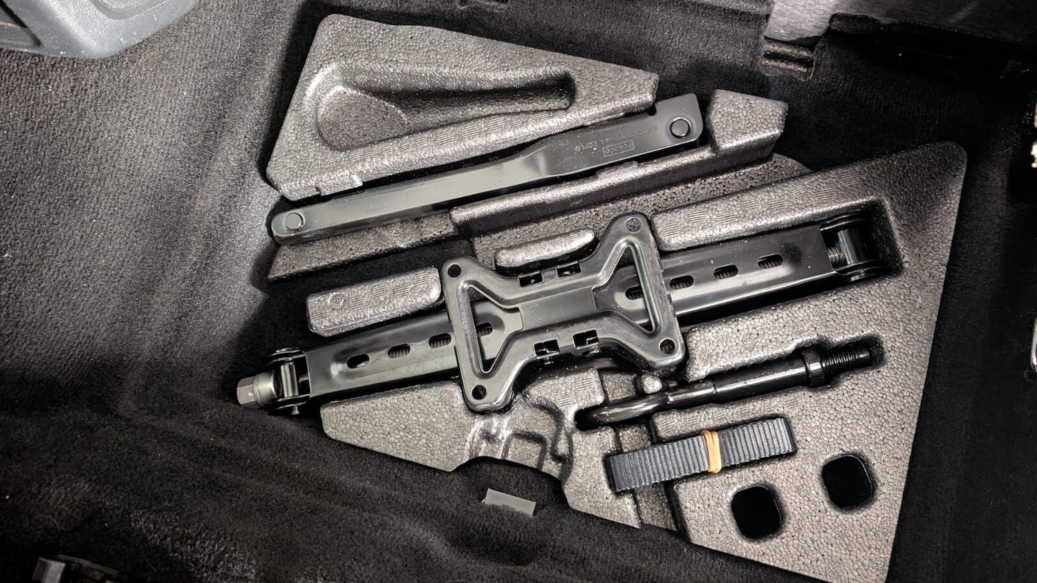 Used Ford S-Max 2016 for sale - 76619895: Photo 94