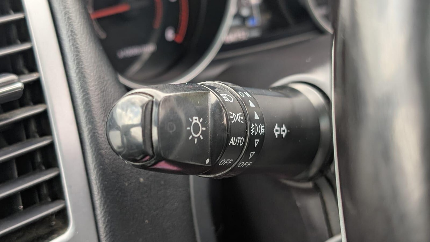 Used Mitsubishi Outlander 2012 for sale - 76295439: Photo 37
