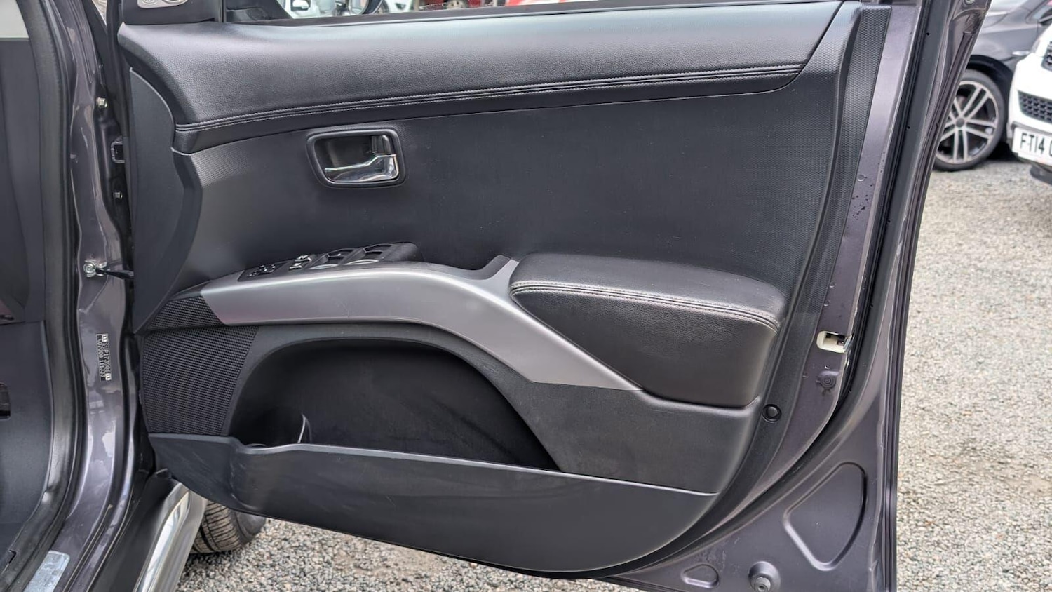 Used Mitsubishi Outlander 2012 for sale - 76295439: Photo 49