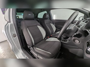Used Volkswagen Polo 2014 for sale - 78922378: Photo