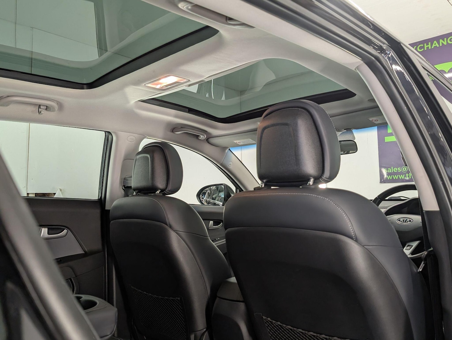 Used Kia Sportage 2011 for sale - 76000690: Photo 2