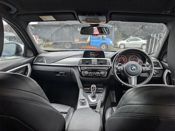 Used BMW 3 Series 2018 for sale - 77387598: Photo