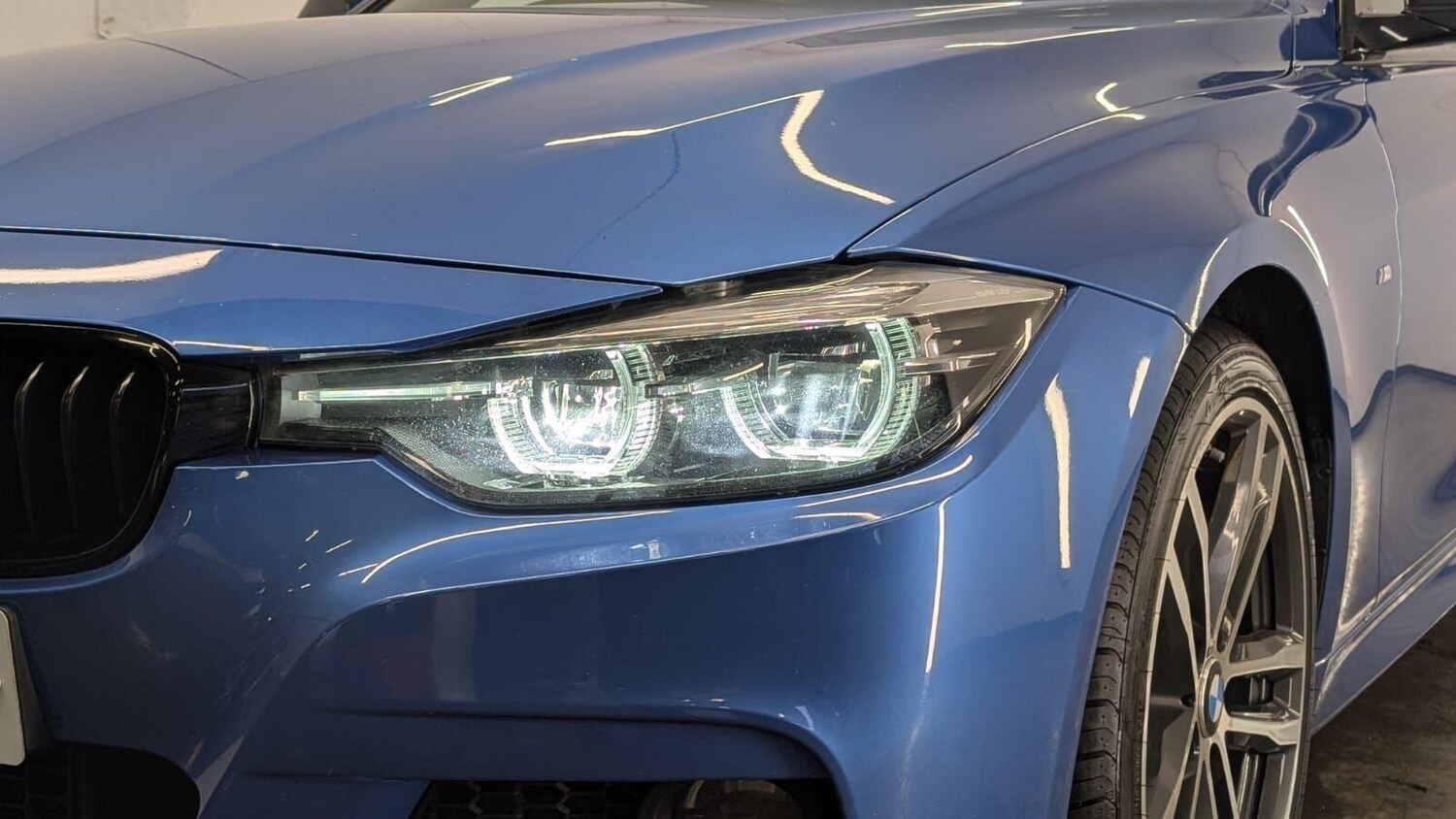 Used BMW 3 Series 2018 for sale - 77387598: Photo 77