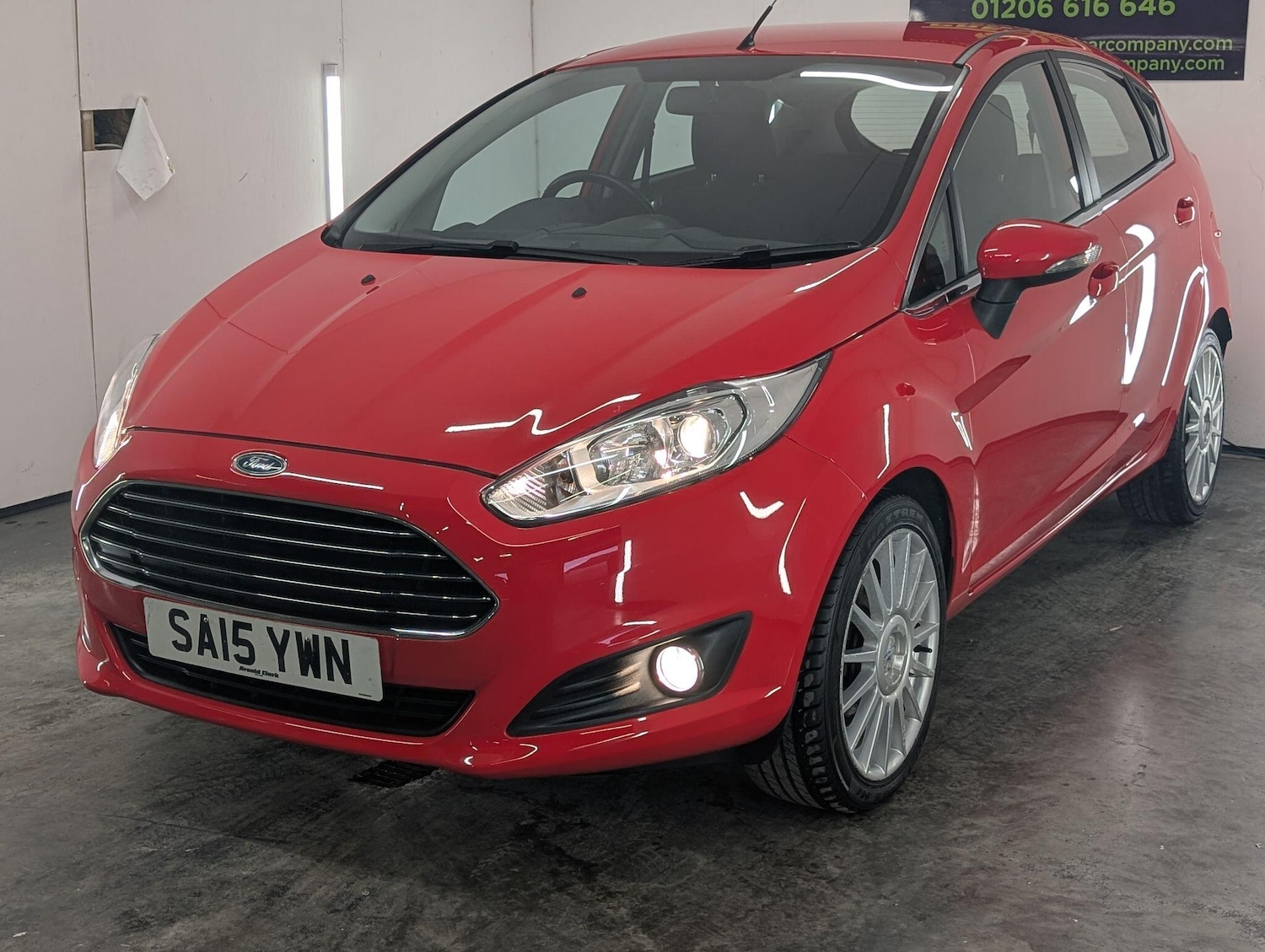 Used Ford Fiesta 2015 for sale - 76085525: Photo 1