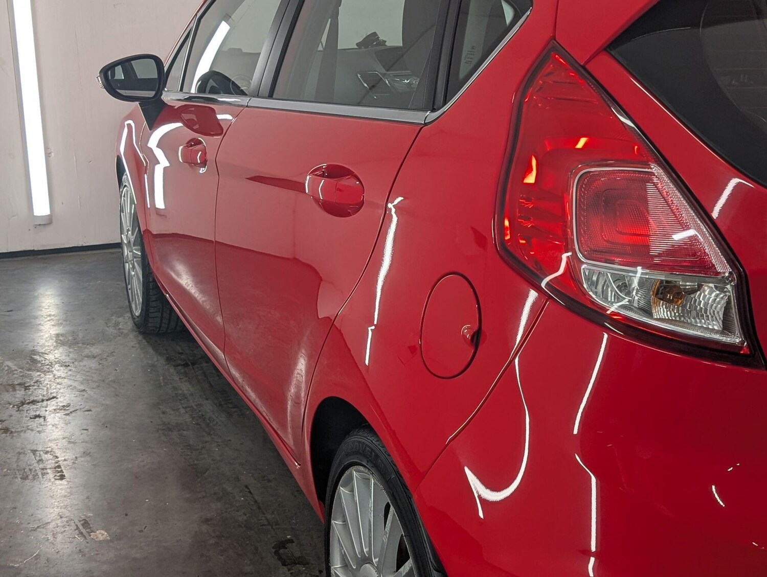 Used Ford Fiesta 2015 for sale - 76085525: Photo 12