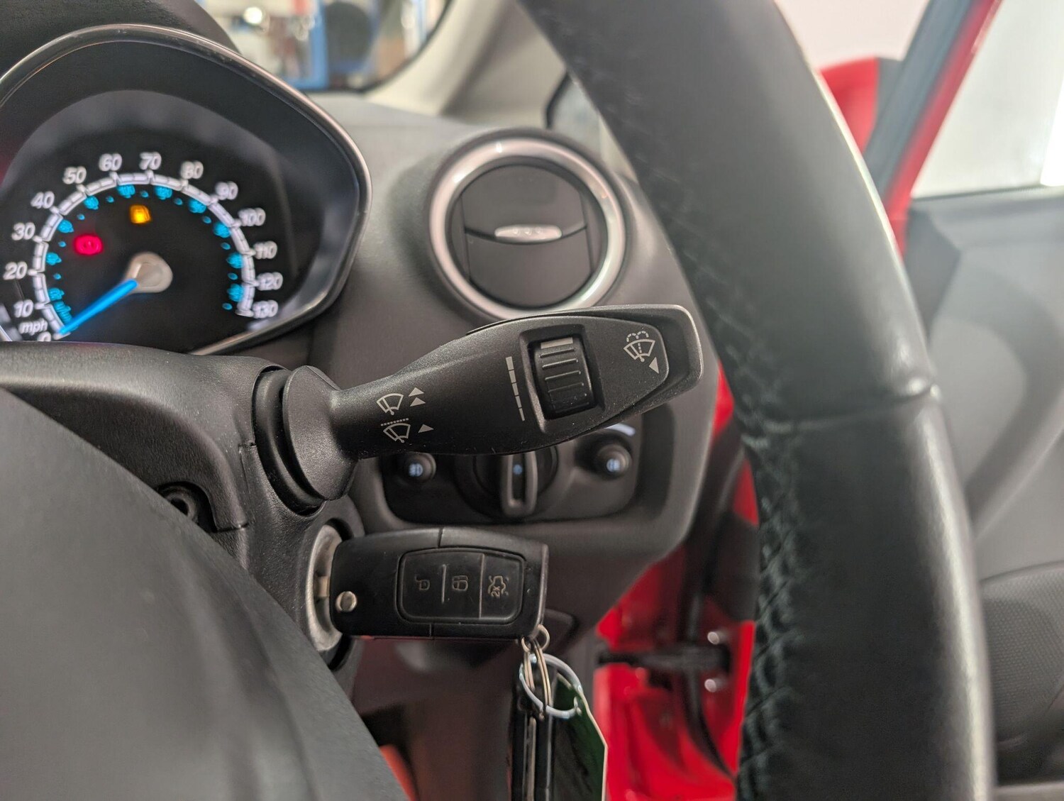 Used Ford Fiesta 2015 for sale - 76085525: Photo 34