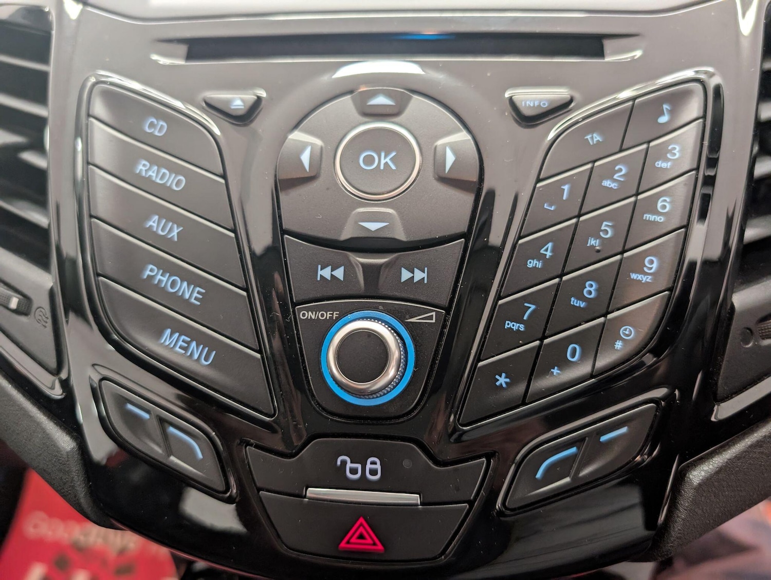 Used Ford Fiesta 2015 for sale - 76085525: Photo 36