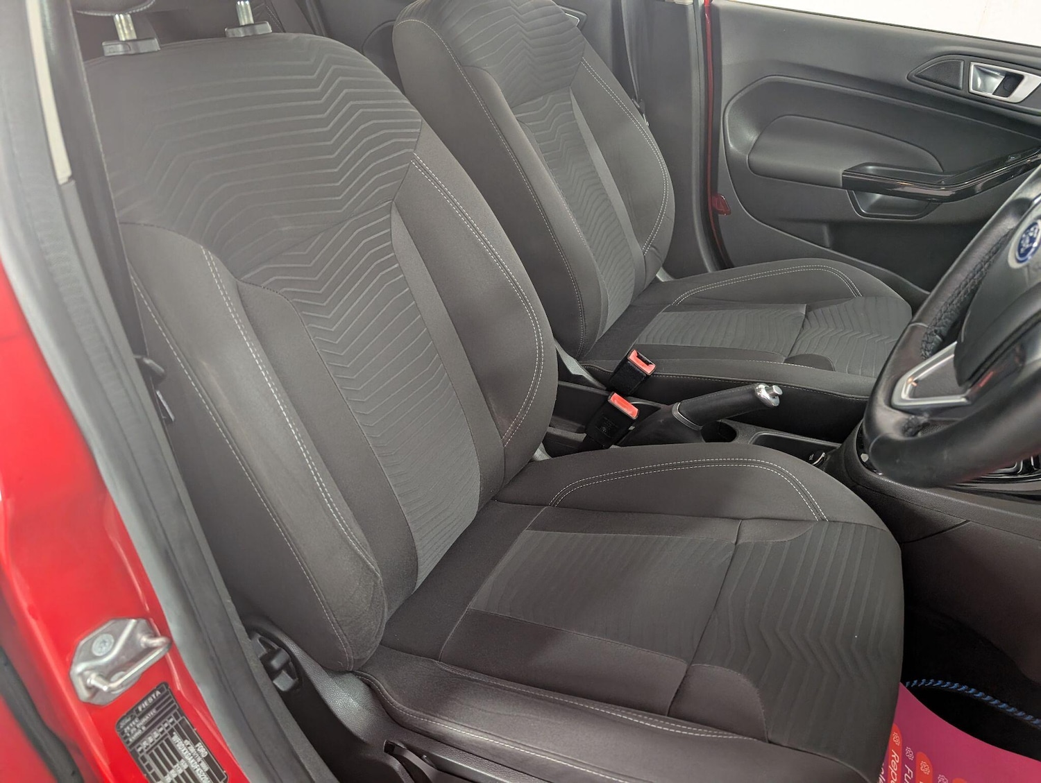 Used Ford Fiesta 2015 for sale - 76085525: Photo 41