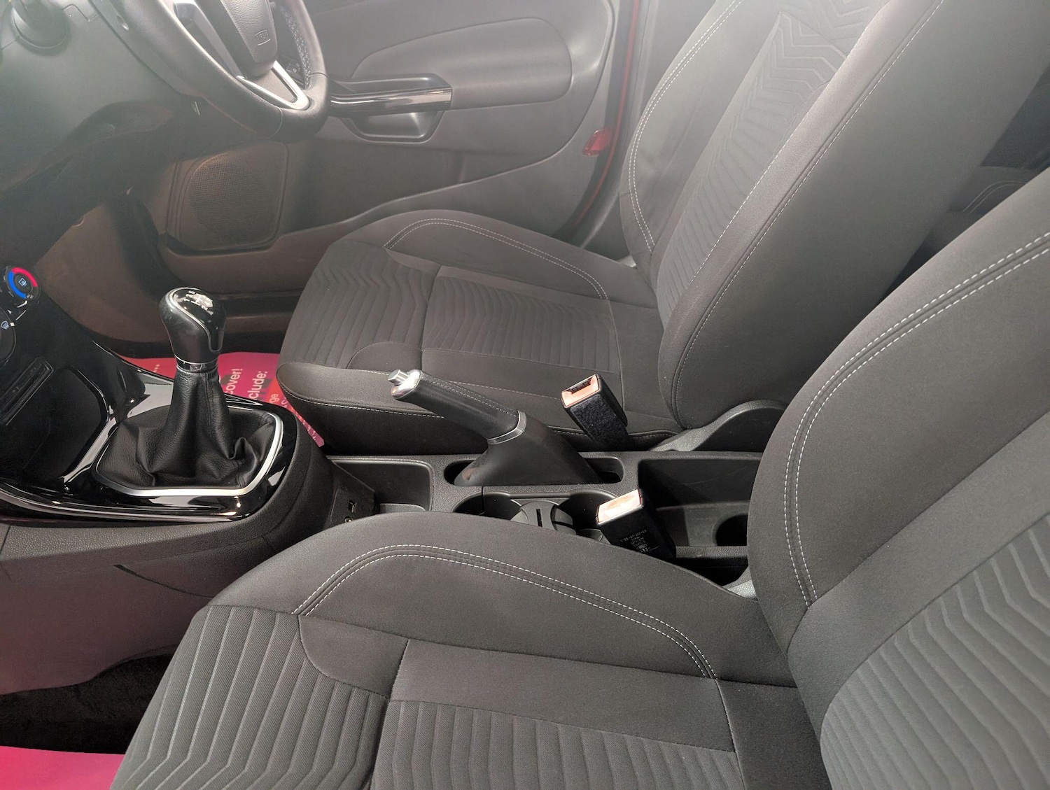 Used Ford Fiesta 2015 for sale - 76085525: Photo 50