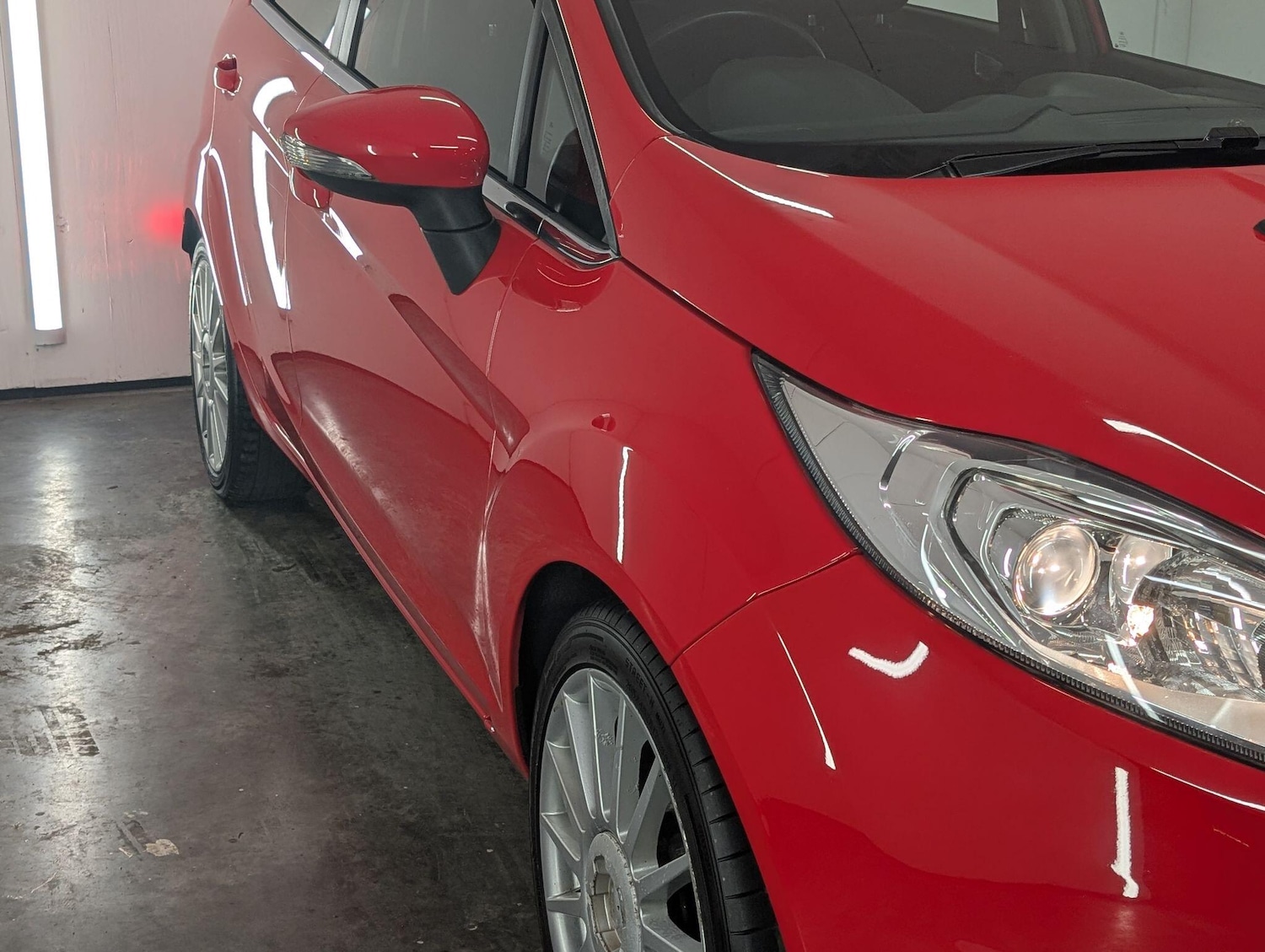 Used Ford Fiesta 2015 for sale - 76085525: Photo 9