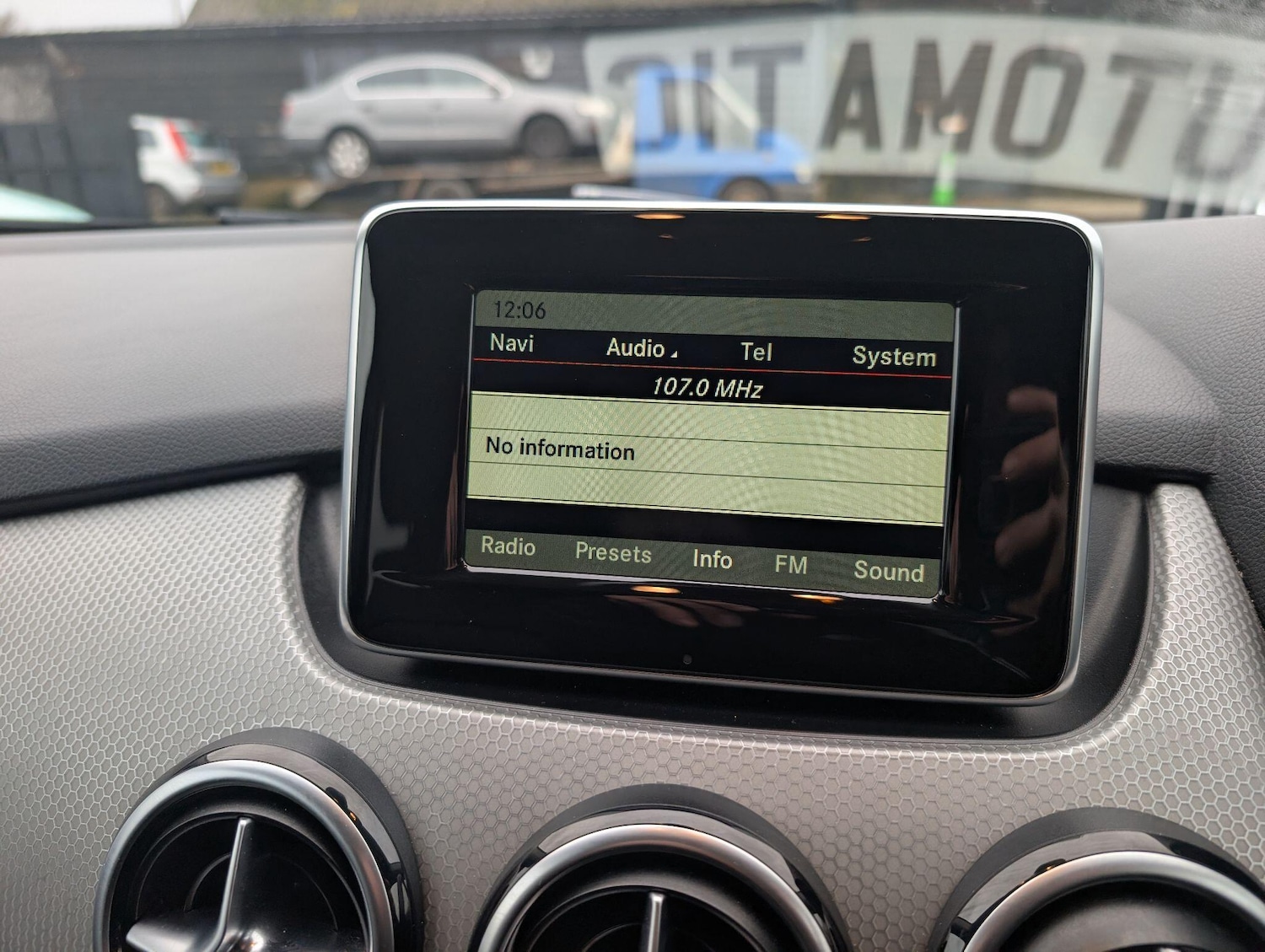 Used Mercedes-Benz B Class 2013 for sale - 77029948: Photo 20