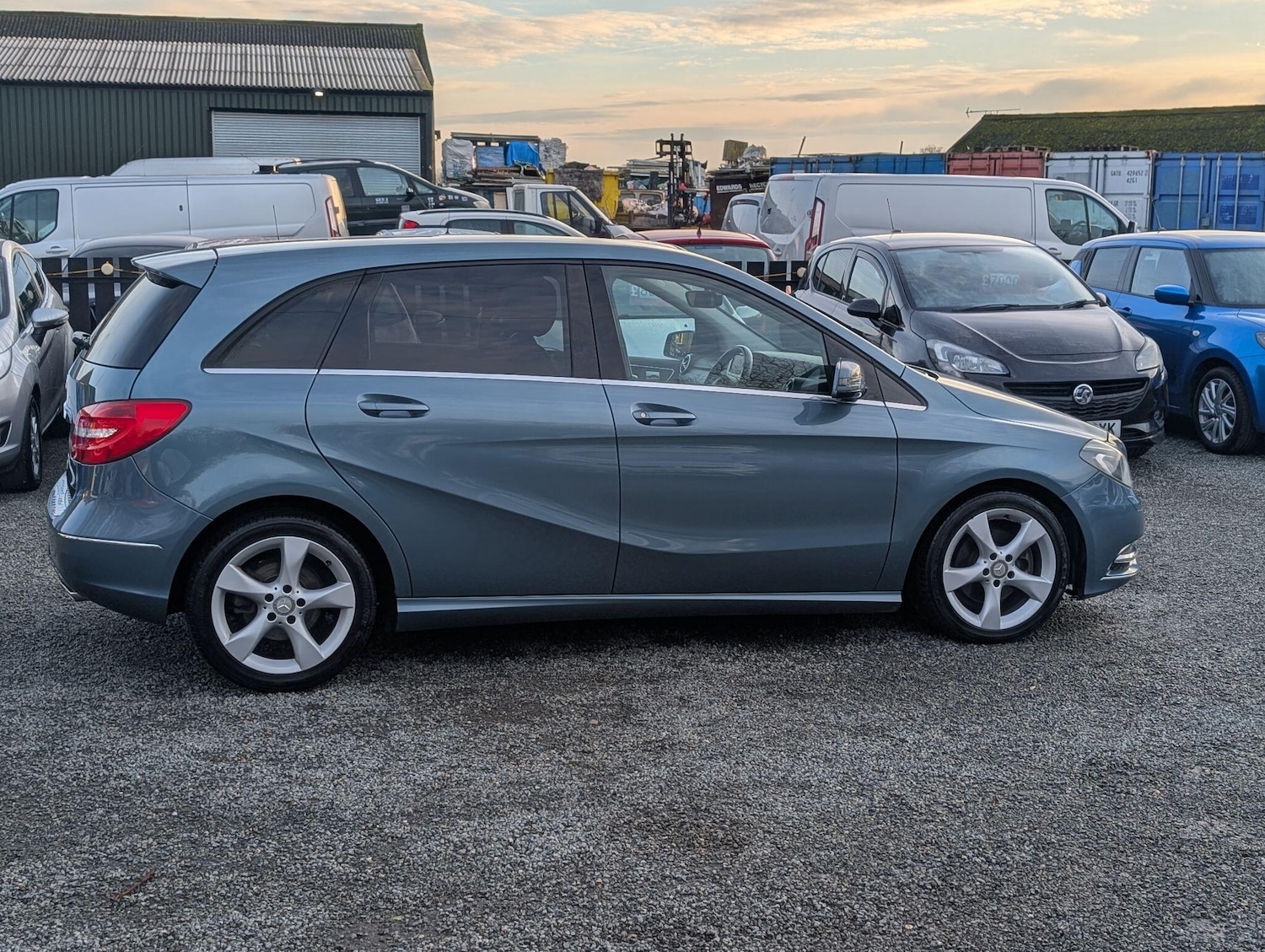 Used Mercedes-Benz B Class 2013 for sale - 77029948: Photo 5