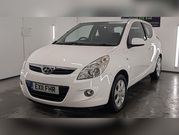 Used Hyundai i20 2011 for sale - 77278898: Photo