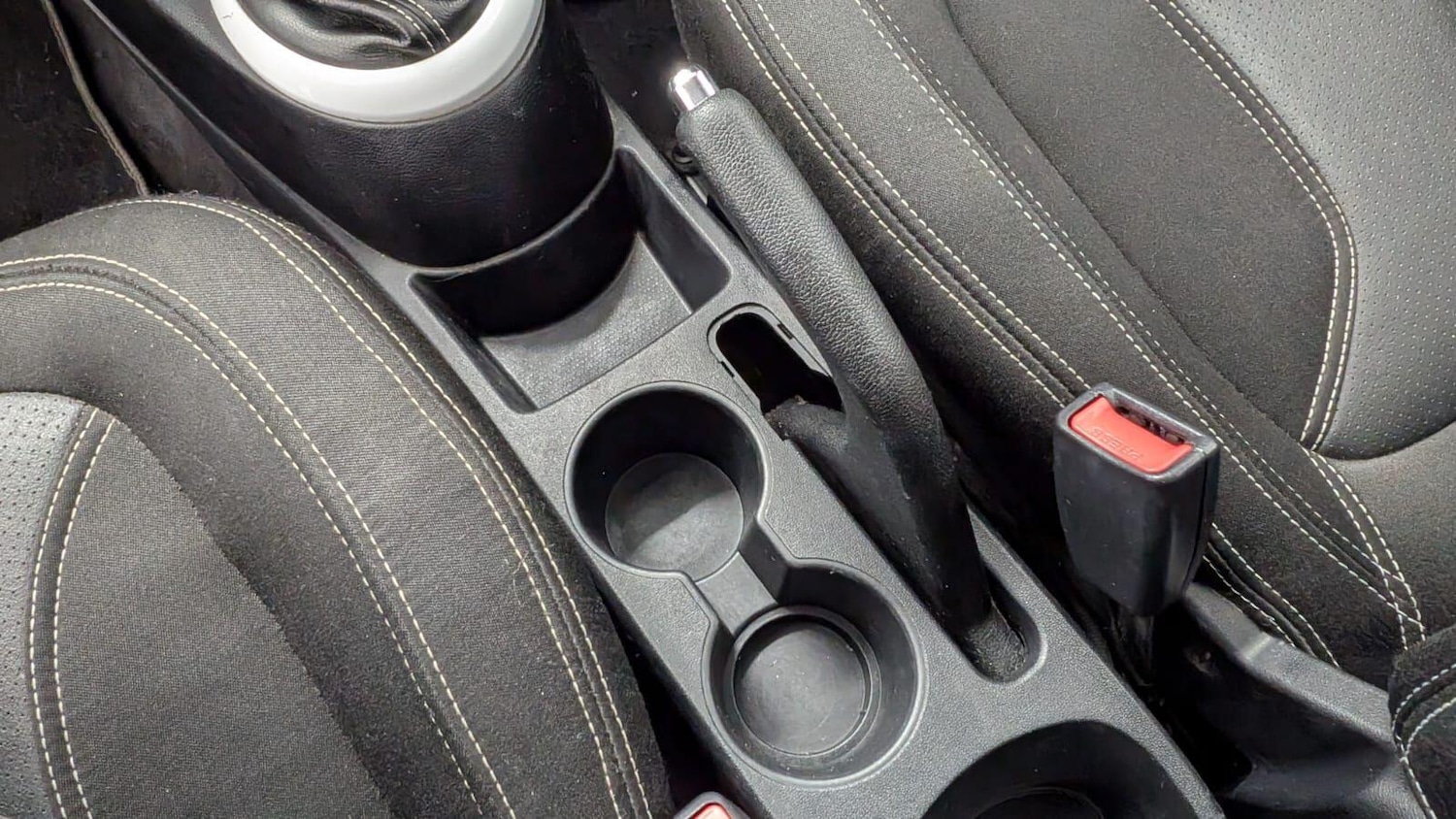 Used Hyundai i20 2011 for sale - 77278898: Photo 24