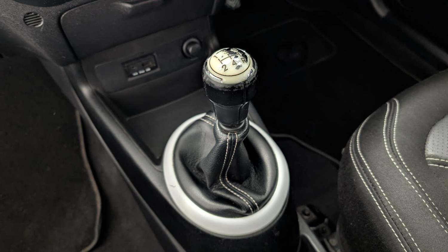 Used Hyundai i20 2011 for sale - 77278898: Photo 25